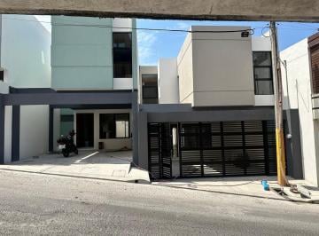 Casa · 152m² · 3 Recámaras · 2 Estacionamientos · Casa Cercana a Plaza Las Américas, Colonia El Morro, Boca del Río, Ver.