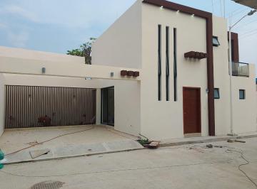 Casa · 3 Recámaras · 2 Estacionamientos · Casa en Venta Ubicada en Colonia Graciano Sánchez, Boca del Río, Veracruz