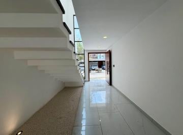 Casa · 338m² · 4 Recámaras · 2 Estacionamientos · Casa en Pre Venta en Lomas de Angelopolis Cascatta 4 Recamaras Puebla.