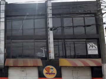 Edificio · 300m² · Edificio Comercial en San Buenaventura