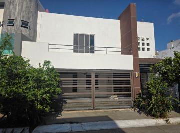 Casa de 3 habitaciones, Mazatlán · Casa con 3 Recámaras en Venta, en Real del Valle Coto 7
