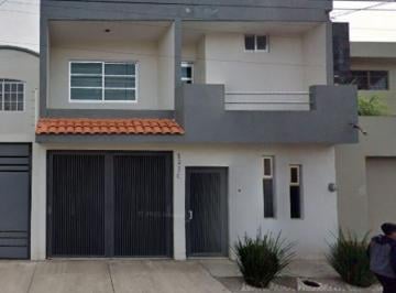 Casa de 4 habitaciones, Zamora · Venta de Casa en Abedul, Las Fuentes, 59699 Zamora de Hidalgo, Michioacan