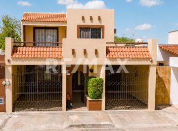 Casa · 194m² · 4 Recámaras · Casa en Venta en Av Alfredo Barrera, Colonia Pensiones V, Mérida, Yucatán - (4)