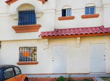 Casa · 74m² · 2 Recámaras · 1 Estacionamiento · Se Vende Casa Villa del Real, Baltar $1´100,000 - (4)