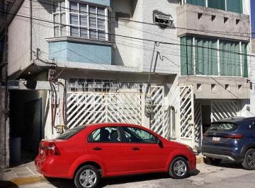 Casa · 217m² · 4 Recámaras · 2 Estacionamientos · Casa en Venta, Col. Casa Blanca, Metepec, Estado de México. - (4)