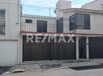 Casa · 323m² · 4 Recámaras · 2 Estacionamientos · Casa en Renta en Álvaro Obregón Habitala o Instala Tus Oficinas - (4)
