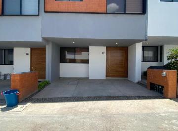 Casa en condominio de 3 habitaciones, Zapopan · Casa en Renta Sotavento Residencial Altavista Zapopan Nueva