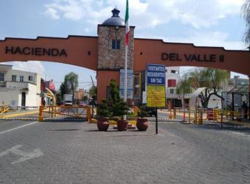 Casa de 2 habitaciones, Toluca · Venta de Casa en El Fraccionamiento Hacienda del Valle II, Toluca, Estado de Mexico