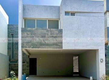 Casa · 230m² · 3 Recámaras · 2 Estacionamientos · Casa en Venta en García