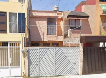 Casa de 3 habitaciones, Puebla · Venta de Casa en Puebla Hiez de Mayo C de Las Rosas
