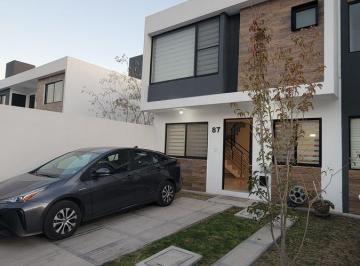 Departamento de 4 habitaciones, El Marqués · Casa en Renta en Zakia 4 Habitaciones, Habitación en Planta Baja y Jardín