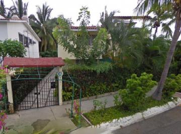 Casa de 5 habitaciones, Zihuatanejo de Azueta · Venta de Casa en Ixtapa Zihuatanejo Guerrero Zihuatanejo Paseo de Los Pelicanos