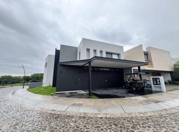 Casa de 4 habitaciones, Querétaro · Casa en Renta Amueblada en Lago de Juriquilla Residencial