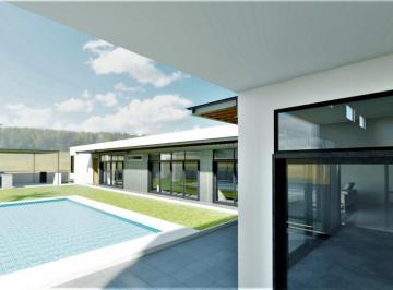 Casa · 290m² · 3 Recámaras · 2 Estacionamientos · Casa en Venta en Hacienda de Yextho