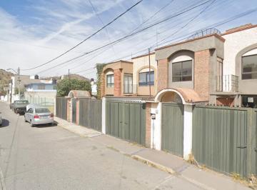 Casa de 3 habitaciones, Toluca · Venta de Casa en El Pueblo Santiago Miltepec, Tolua, Estado de México