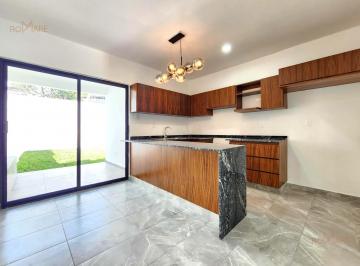 Casa · 150m² · 3 Recámaras · 2 Estacionamientos · Casa 3 Recámaras con Jardín | Villa Rica, Boca del Río