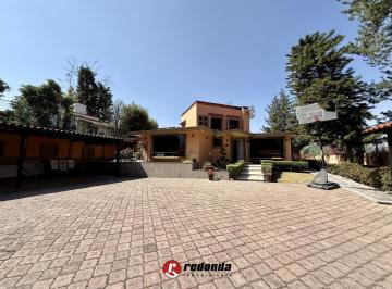 Casa · 562m² · 5 Recámaras · 10 Estacionamientos · Casa en Bosques del Lago