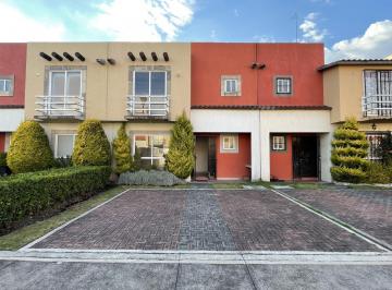 Casa en condominio · 131m² · 3 Recámaras · 2 Estacionamientos · Casa en Condominio Toscana I, Toluca Edo Mex