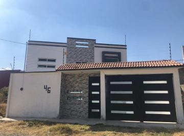 Casa de 4 habitaciones, Toluca · Casa en Renta en Toluca