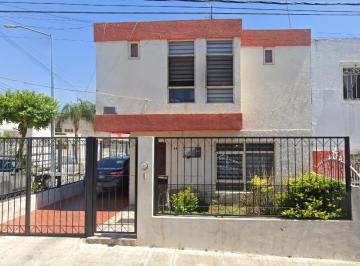 Casa de 3 habitaciones, Guadalajara · Casa en Venta en Montes Apalaches 84, Independencia, 44379 Guadalajara, Jal.