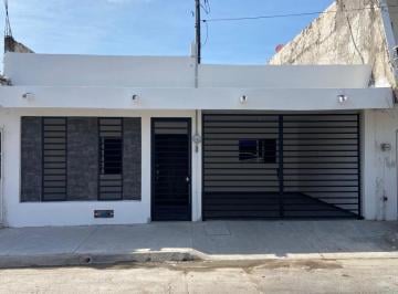 Casa de 2 habitaciones, Mazatlán · Casa en Venta en Colonia Olímpica Lista Para Habitar