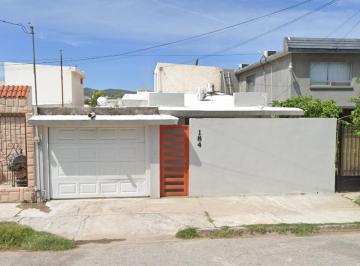 Casa de 4 habitaciones, Torreón · Casa en Venta Alamos