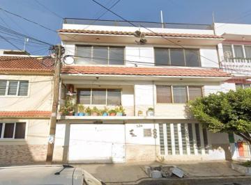 Casa de 5 habitaciones, Nezahualcóyotl · Venta de Casa en Nezahualcoyotl Estado de Mexico
