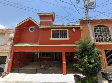 Casa de 3 habitaciones, Monterrey · Vivienda con Visión: Plusvalía Creciente y Excelente Calidad de Vida en Prados Monterrey