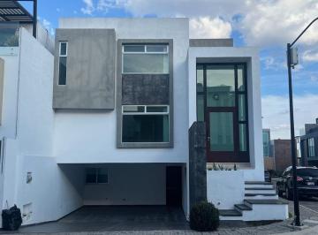Casa de 3 habitaciones, San Andrés Cholula · Renta de Amplia Casa Cerca de Sonata, Lomas de Angelopolis 2, Puebla