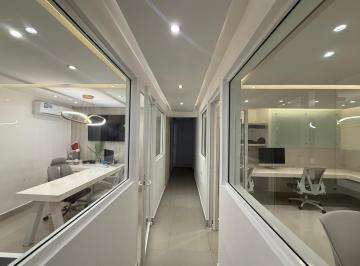 Oficina · 150m² · Oficina en Renta en Av Nader