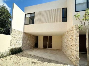 e9c67378ca143917ed047c34c96a9cc31ebf5dcb3ad5003f6948704e4c42a146 · Townhouse en Esquina, con Rooftop y Cuarto de Servicio, Dentro de Privada.