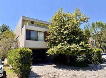 Casa en condominio de 3 habitaciones, Zapopan · Casa en Venta en Arauca Residencial, Residencia de Lujo en Zona Real, Zapopan