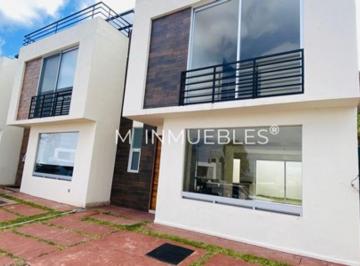 Casa en condominio · 136m² · 3 Recámaras · 2 Estacionamientos · Casa en Venta en Bosques Tres Marias, Coto Los Ciruelos