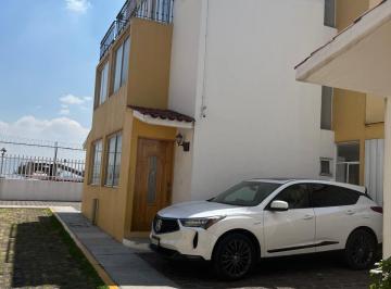 Casa de 3 habitaciones, Atizapán de Zaragoza · Casa Remodelada en Venta en Calacoaya Privada Exclusiva.