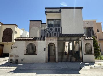 Casa de 3 habitaciones, Ramos Arizpe · Residencia con Palapa y Amplios Espacios en Manantiales del Bosque
