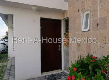 Casa de 3 habitaciones, Querétaro · Casa en Venta en Gran Paraíso Juriquilla | 3 Rec | 2.5 Baños | Excelente Ubicación y Seguridad 24/7