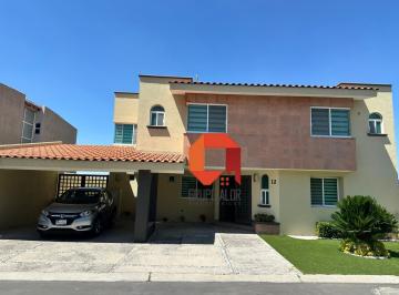 Casa en condominio de 4 habitaciones, Querétaro · Venta Casa Claustro del Marques Vc217