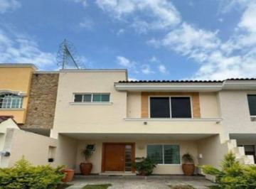 Casa de 4 habitaciones, Zapopan · Venta de Casa en Zapopan Jalisco Parques de Guadalupe Parque Maya
