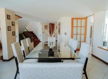 1 · Casa en Cerrada Venta Parques de La Herradura