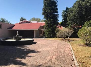 Casa · 898m² · 4 Recámaras · 10 Estacionamientos · Casa en Venta Querétaro, Jurica