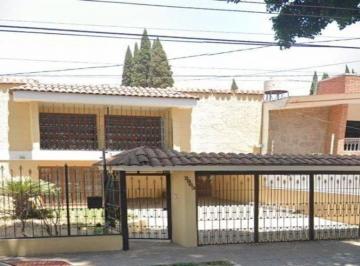 Casa de 3 habitaciones, Guadalajara · Venta de Casaen Guadalajara Jalisco Bosques de La Victoria Av Faro