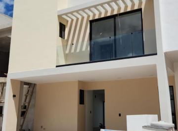 Casa · 163m² · 3 Recámaras · 2 Estacionamientos · Arbolada: Casa Nueva y Moderna / New And Modern Home
