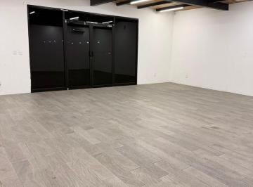 Local comercial · 133m² · 2 Recámaras · 3 Estacionamientos · Local en Monterrey