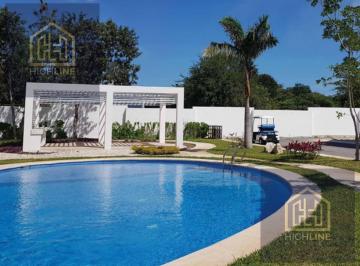 Departamento · 120m² · 3 Recámaras · 2 Estacionamientos · Casa en Venta 3 Habitaciones en Playa del Carmen con Alberca a Minutos del Mar Entrega Inmediata