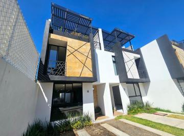 Casa · 158m² · 3 Recámaras · 2 Estacionamientos · Casa Nueva en Fraccionamiento Privado Cuautlancingo $2,460,000