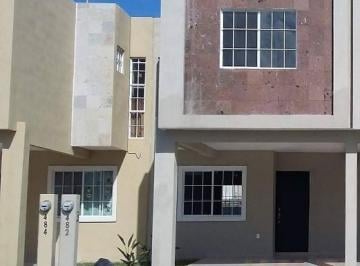 Casa · 111m² · 3 Recámaras · 1 Estacionamiento · Casa en Fraccionamiento Arecas, Cd Altamira.