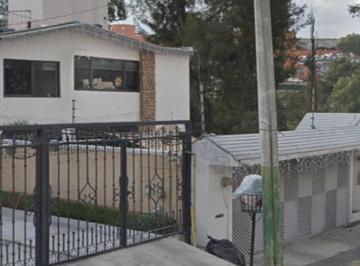 Casa de 4 habitaciones, Naucalpan de Juárez · Venta de Casa en Edo. Mex. Naucalpan de Juárez Col. Jardínes de Satélite, Pegasso