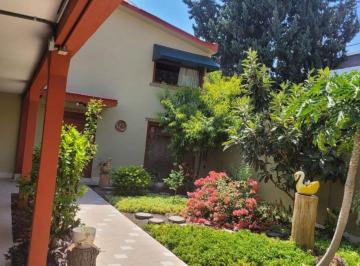 Casa de 5 habitaciones, Querétaro · Casa en Venta en Jardines de La Hacienda, Queretaro