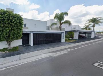 Casa de 3 habitaciones, Querétaro · Venta de Casa en Blvd. Jurica La Campana, Juriquilla, Queretaro.