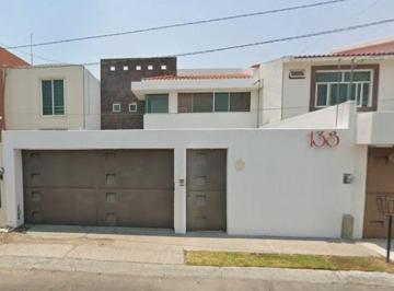 Casa en Venta de 4 habitaciones Colinas del Cimatario · Venta de Casa en Colinas del Cimatario, Queretaro.